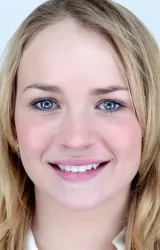 Бритт Робертсон