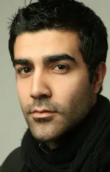 Бобби Надери